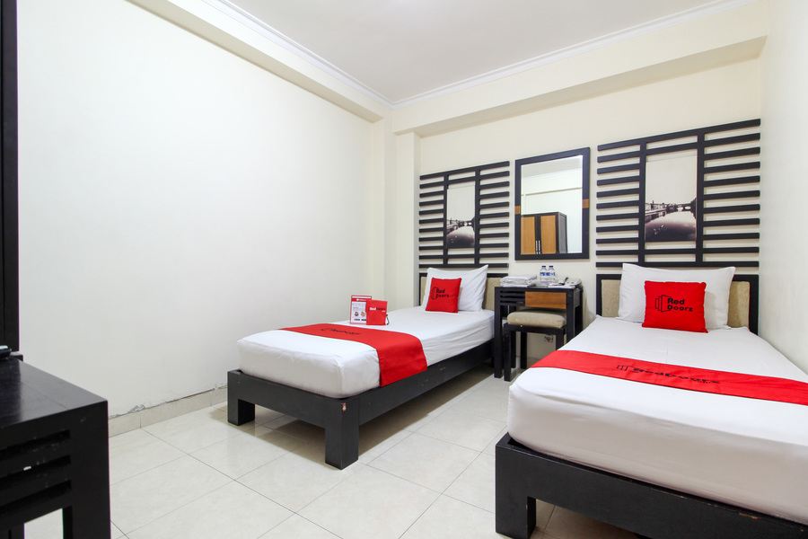 S-Chott Hotel by RedDoorz