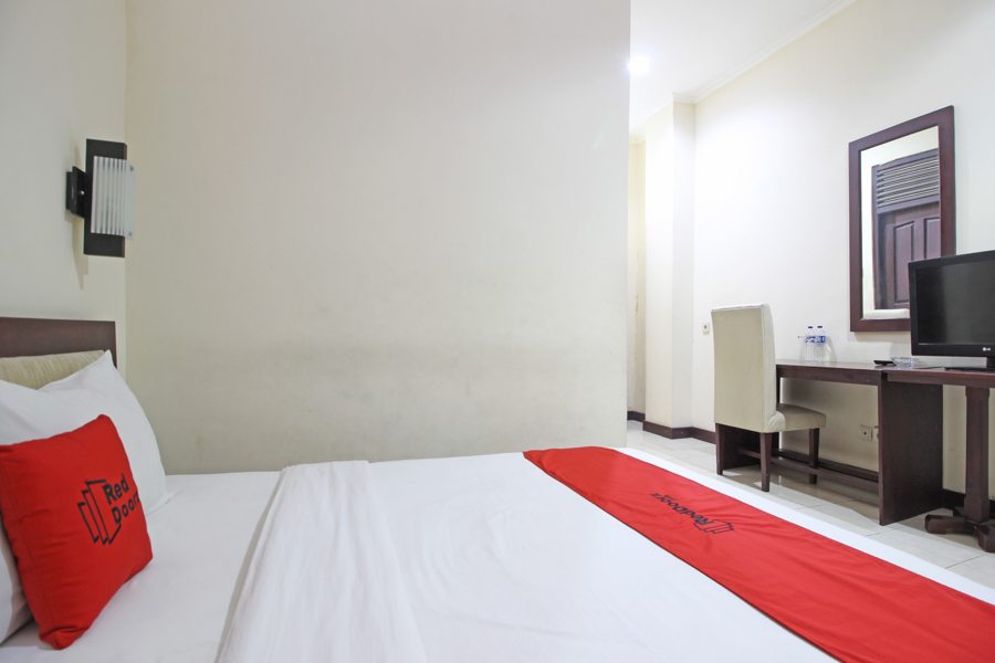 Septia Hotel By RedDoorz