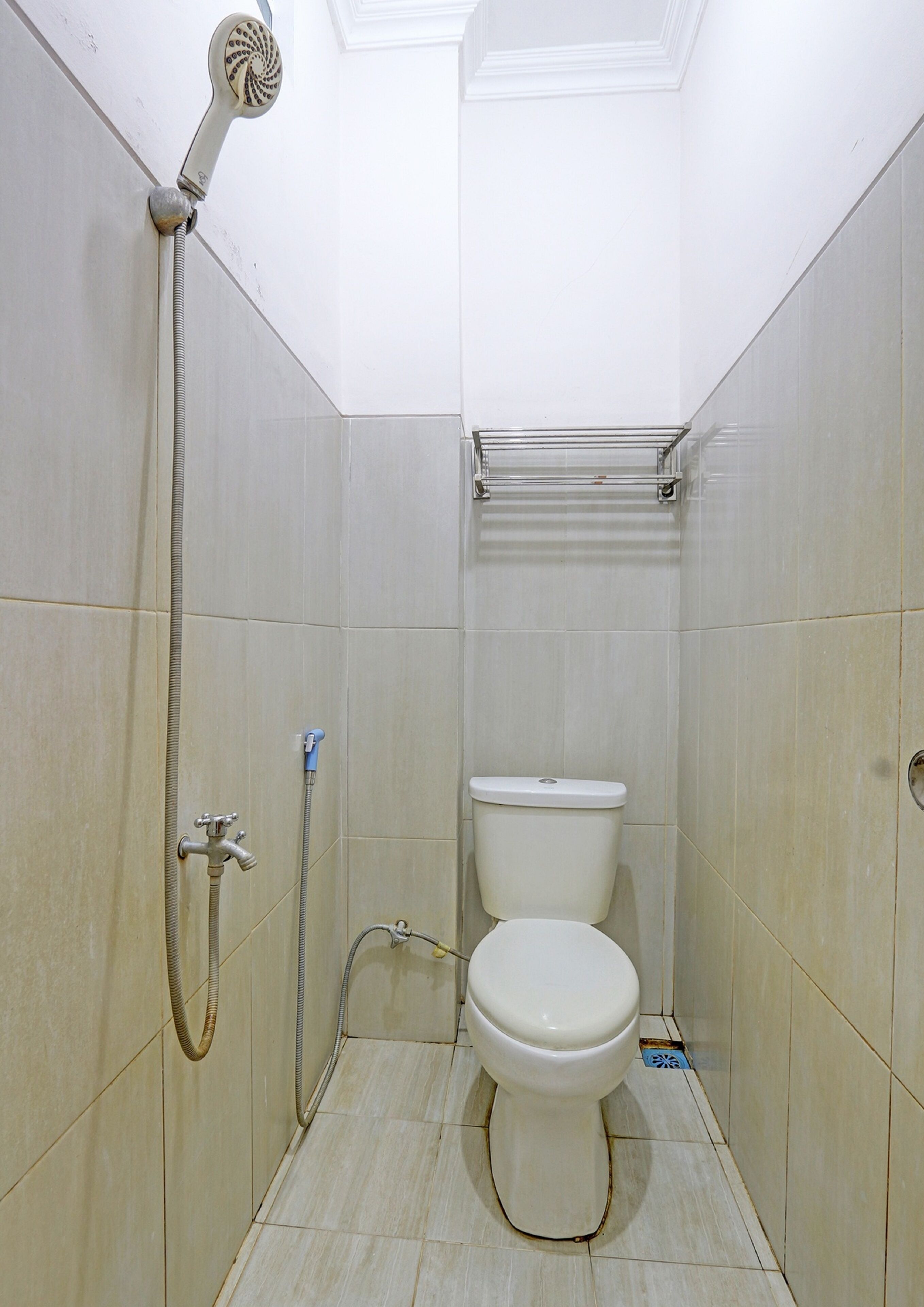Spot On 92044 El Shaddai Guest House