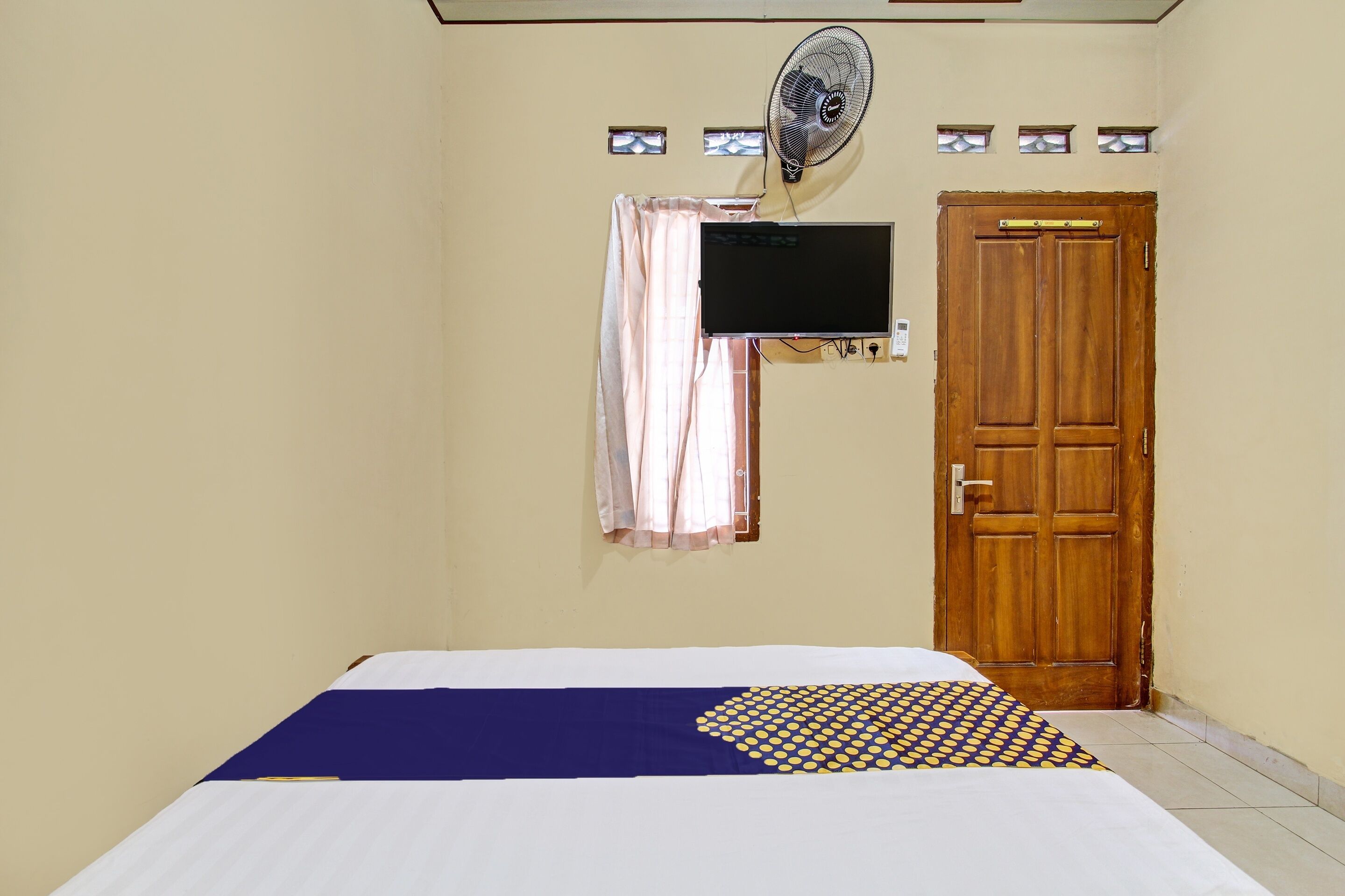 Spot On 92515 Timoti Guest House