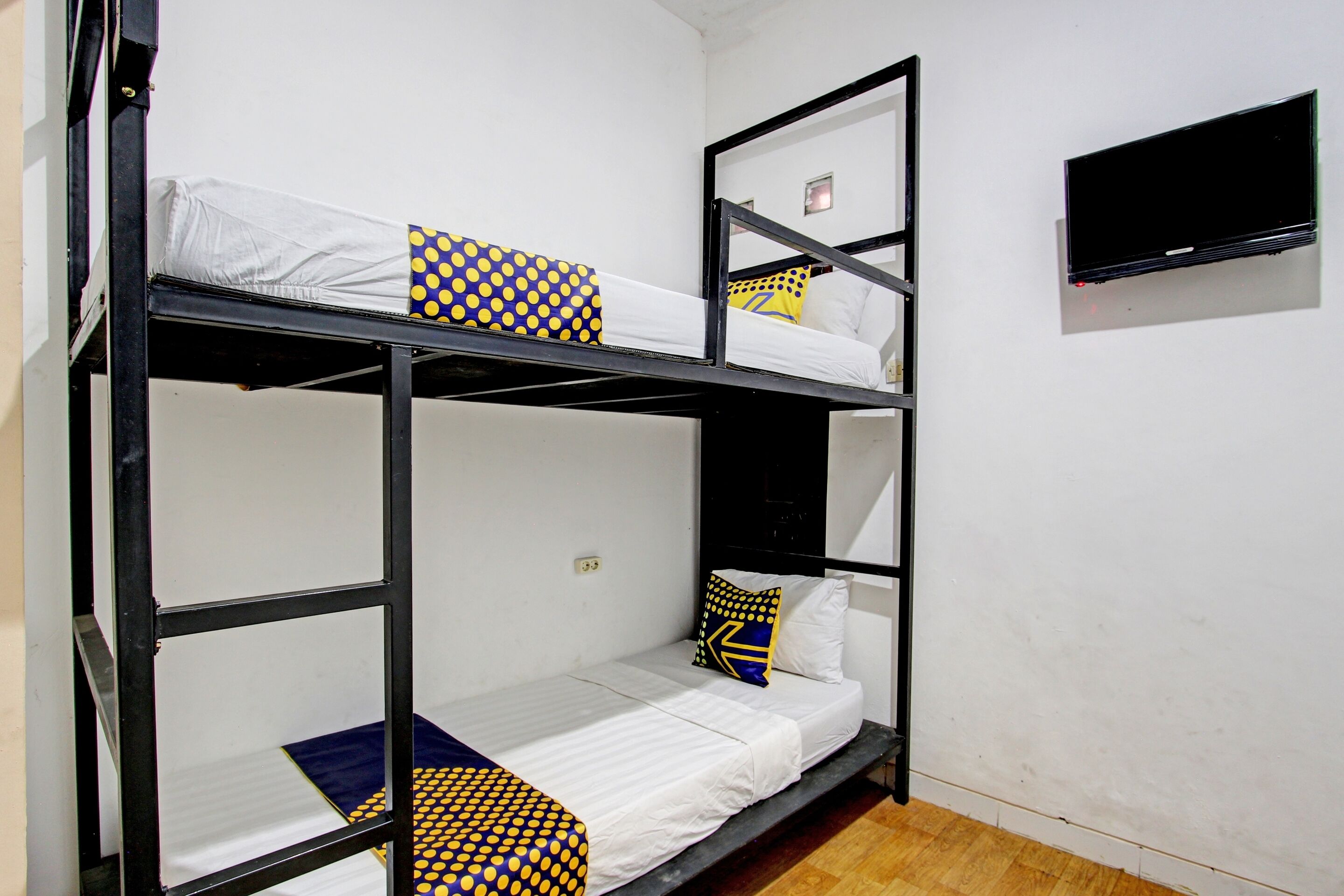 Spot On 92850 Cindelaras B&b Bunk Bed