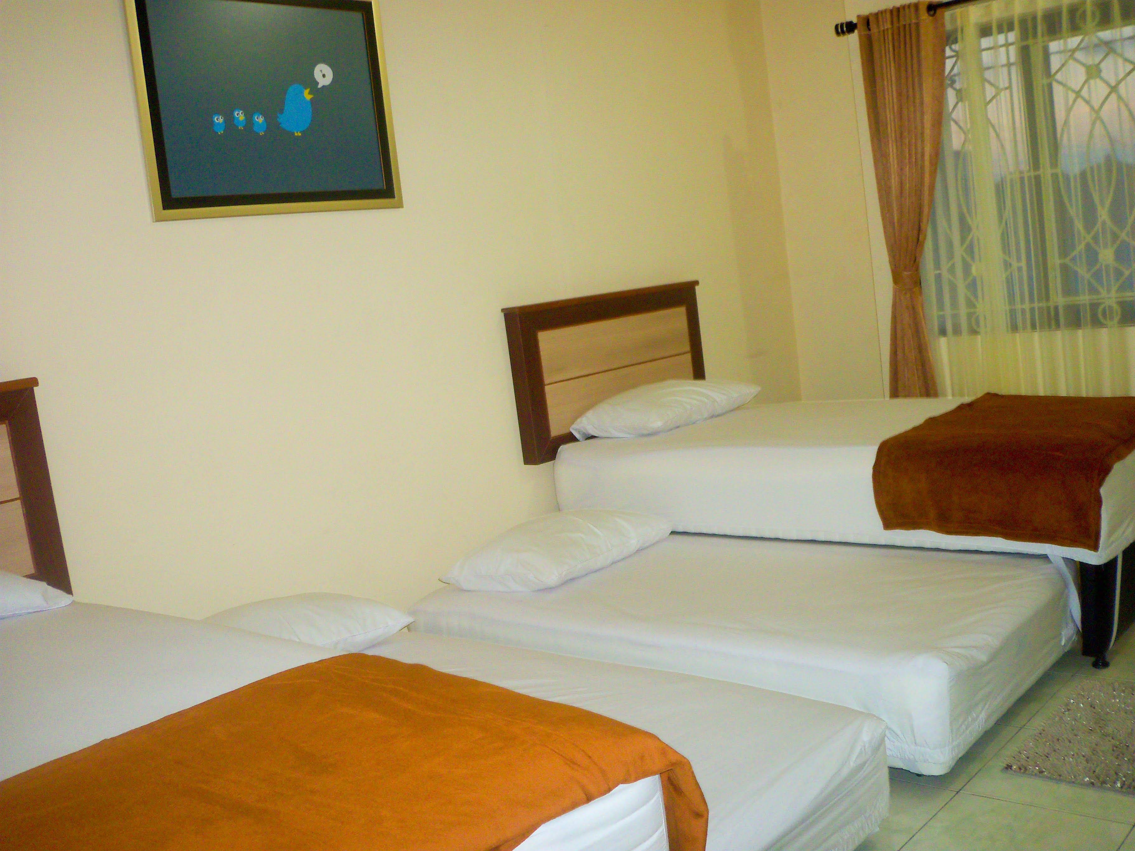 The Cabin Hotel Sutomo