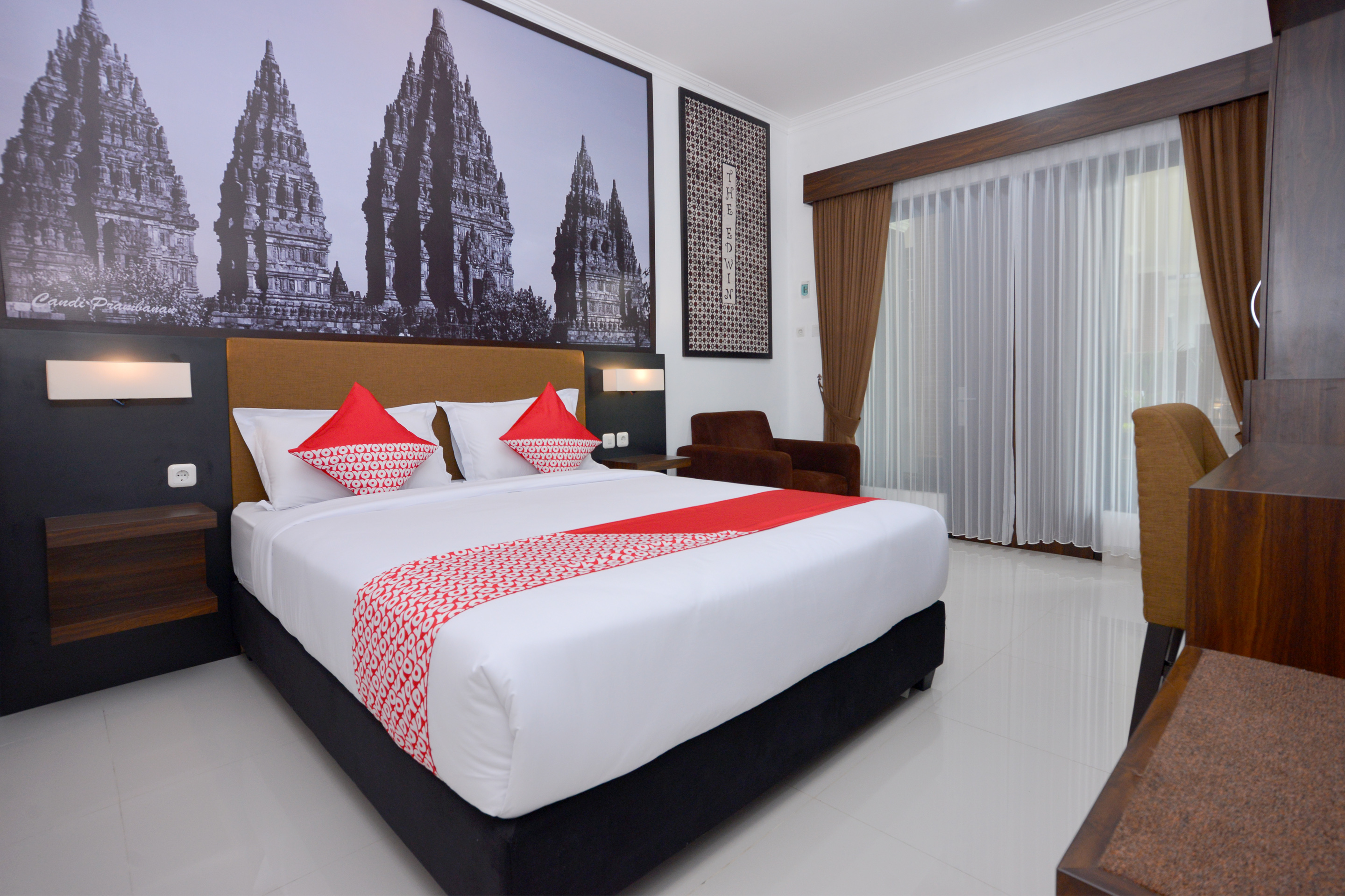 The Edwin Syariah By OYO Rooms