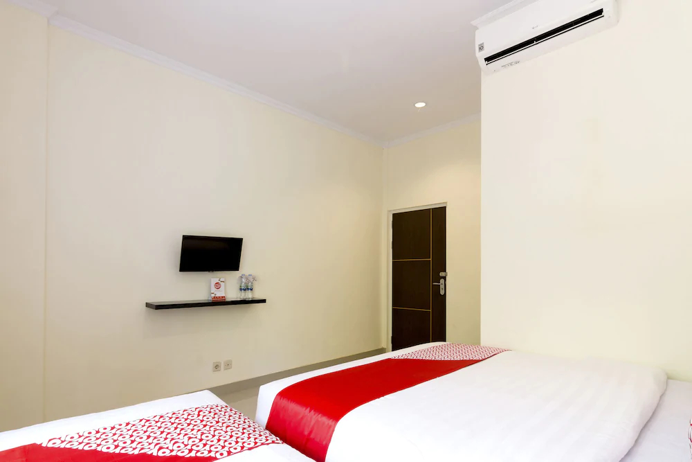 Travel-Inn by OYO Rooms