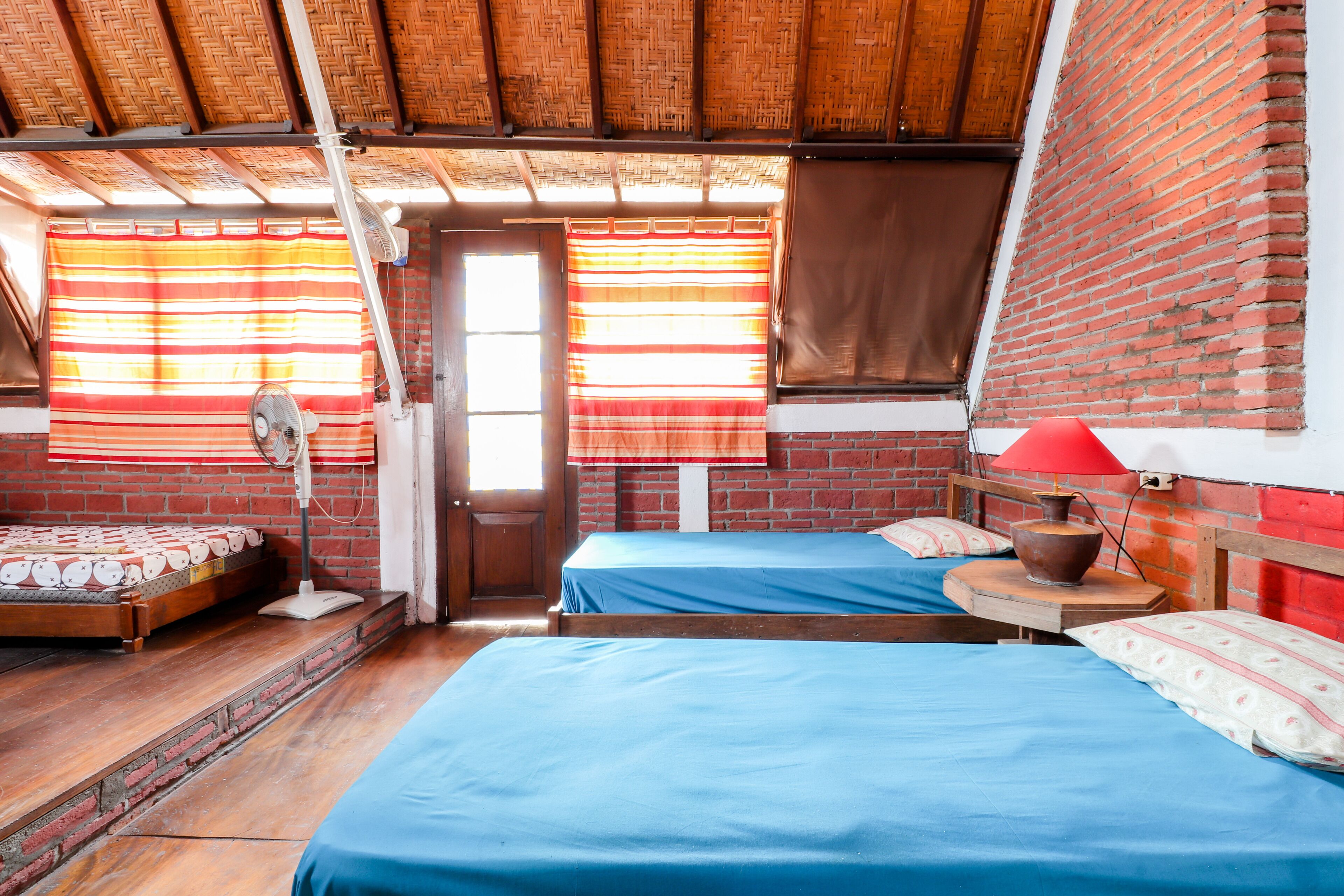 Twin Manggo Homestay