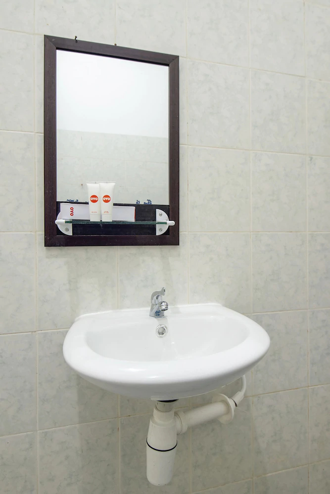 Wisma Arsanta By OYO Rooms