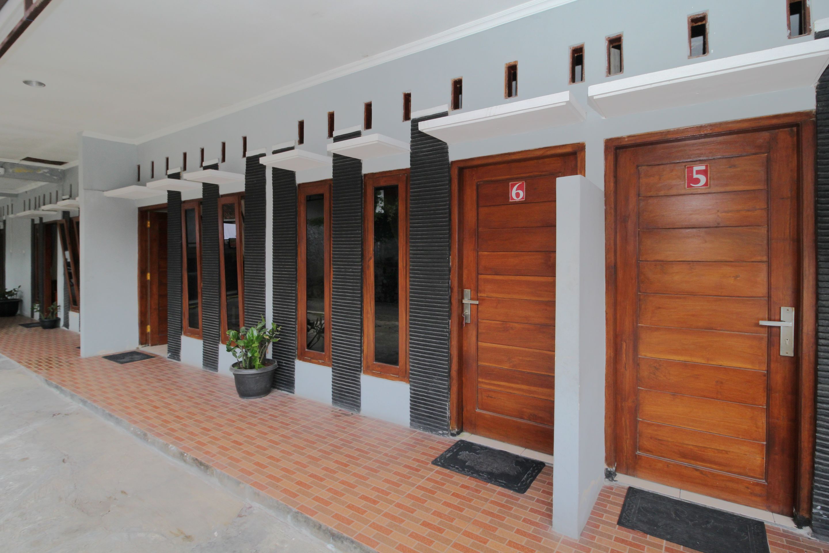 Wisma Putra Jaya by Airy Rooms