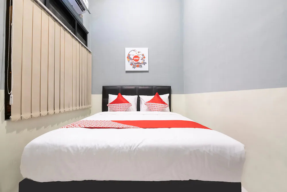 Ze Room by Oyo Rooms