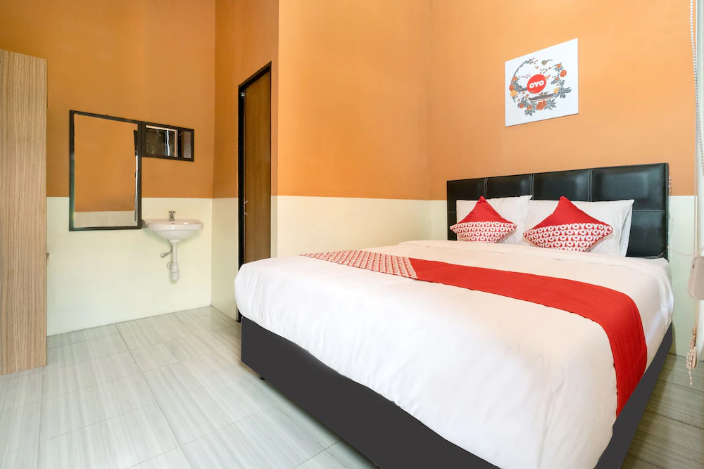 Ze Room by Oyo Rooms