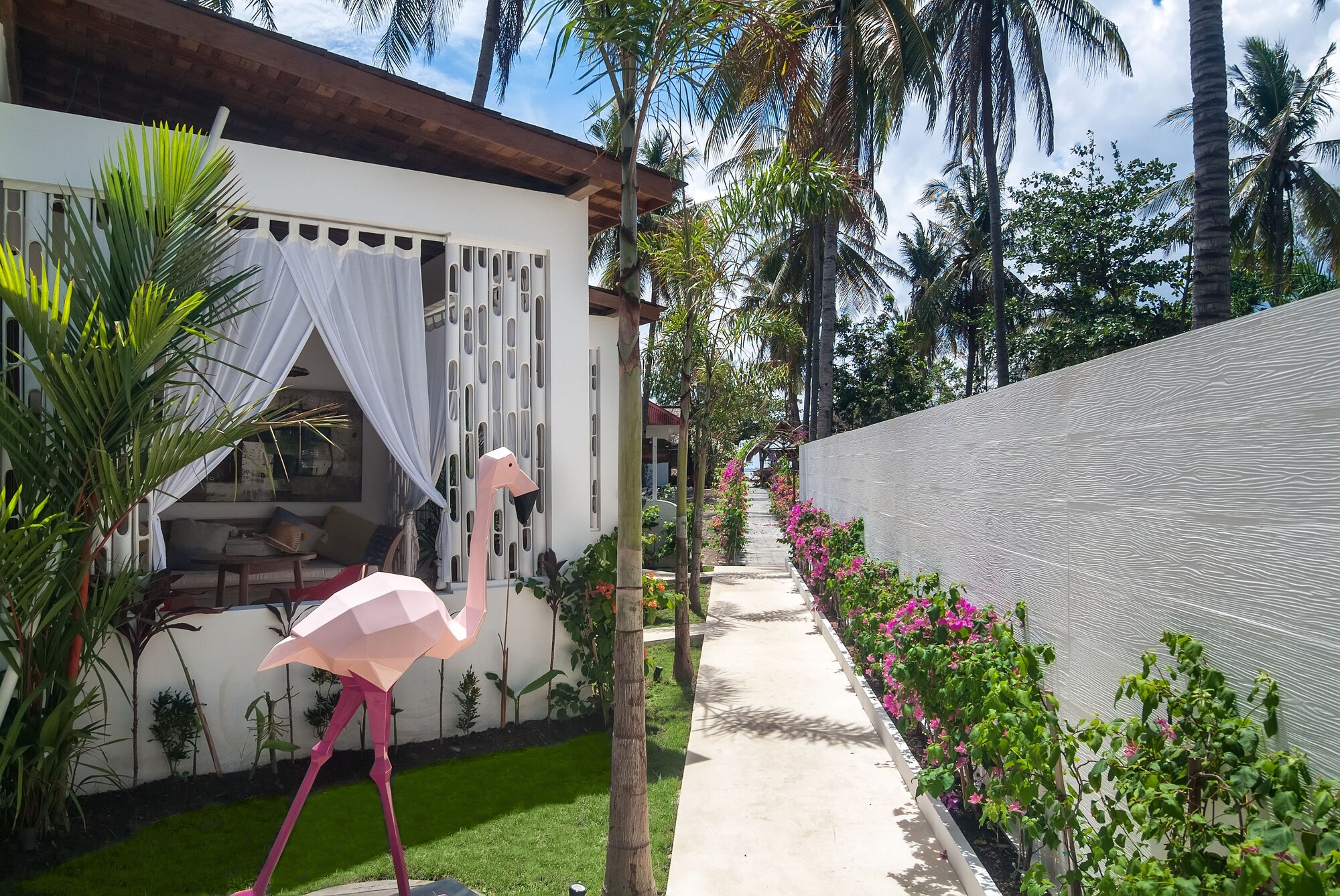 De'Coco Villa and Suites