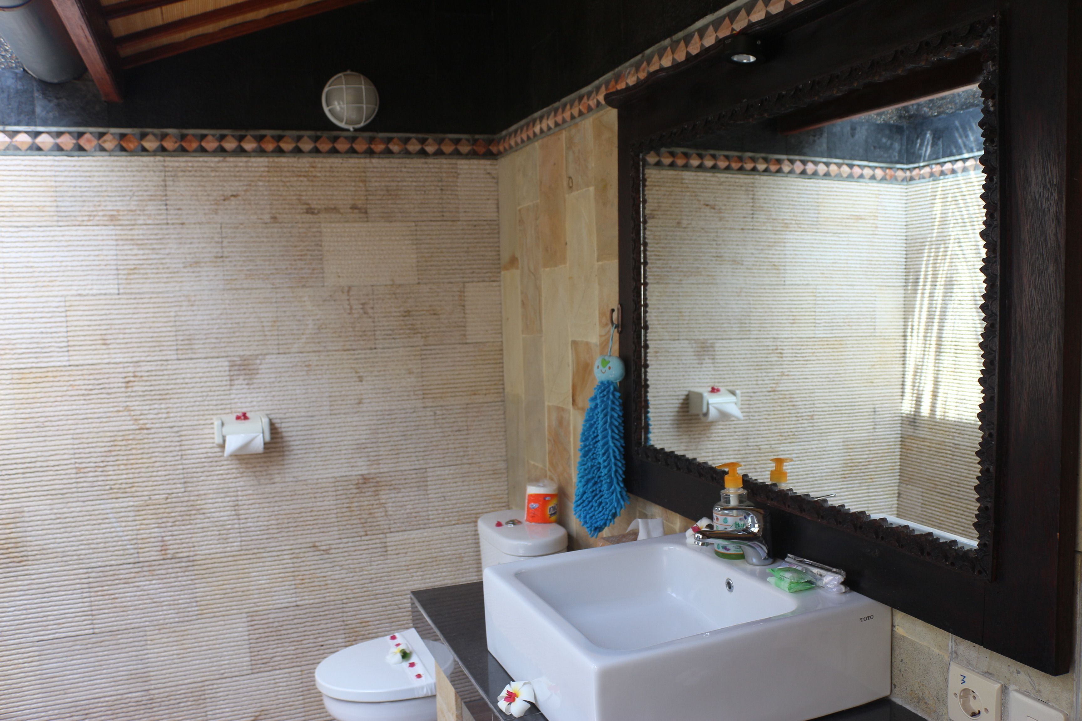 Gili Lumbung Bungalow