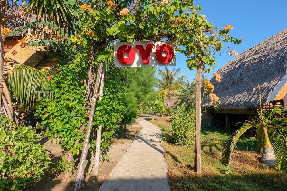 Gusung Indah Bungalow & Restaurant by OYO Rooms