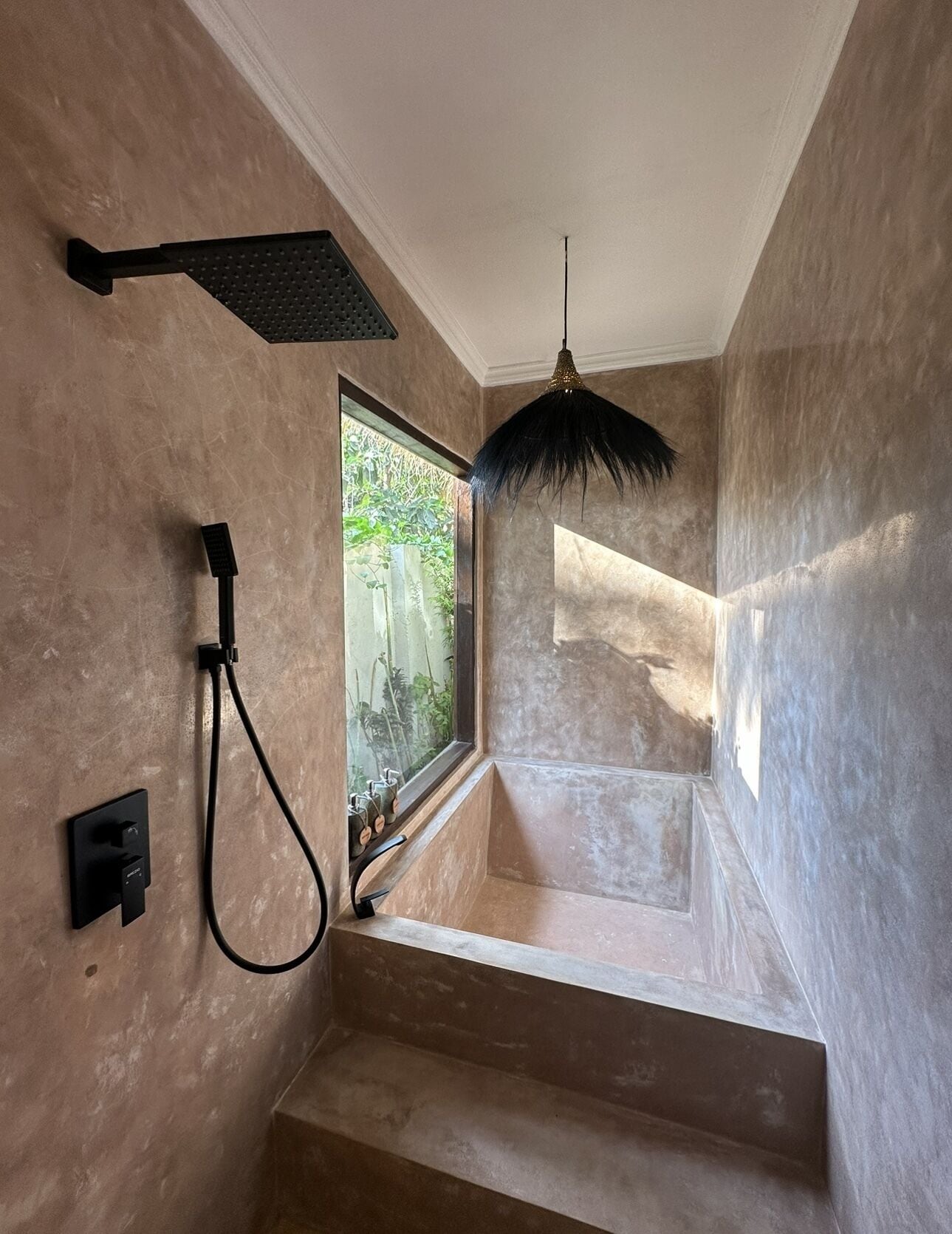 Hani Hideaway