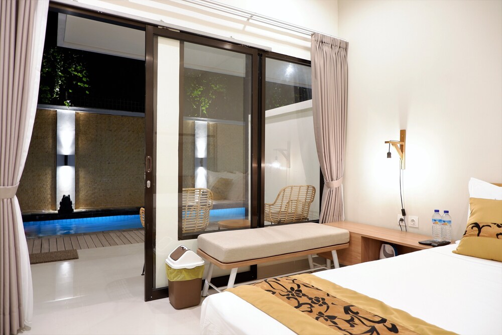 Hotel and Villa B52 Gili Air