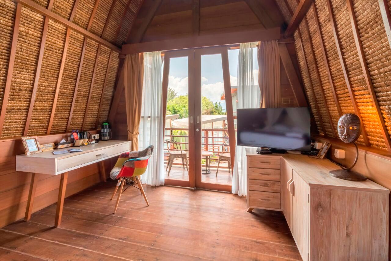 Mola Mola Resort