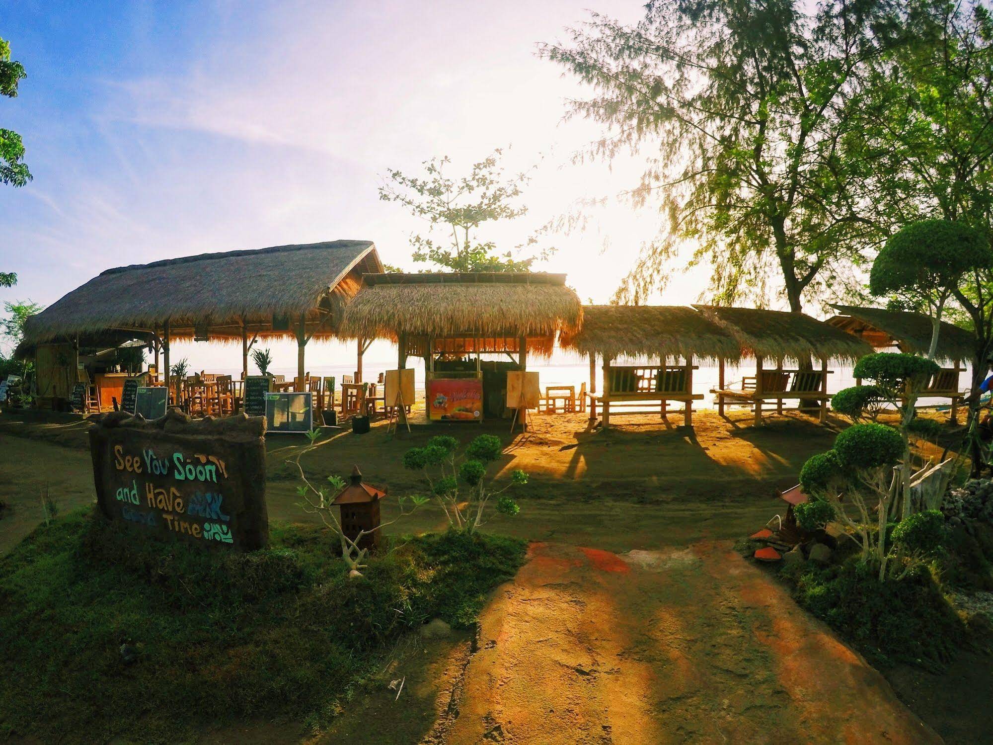 Segar Village