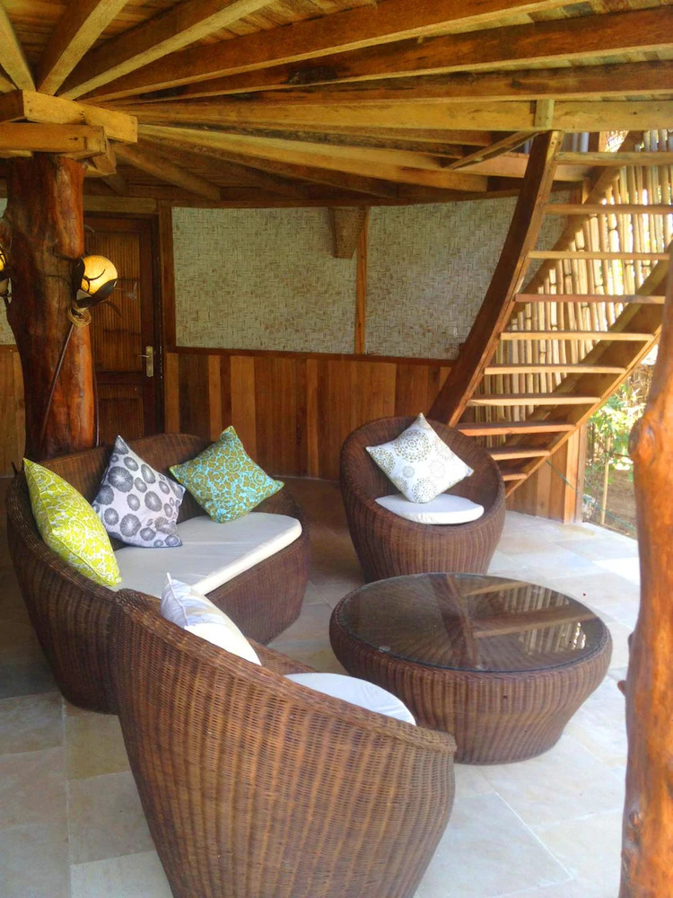 Meno Island Villas