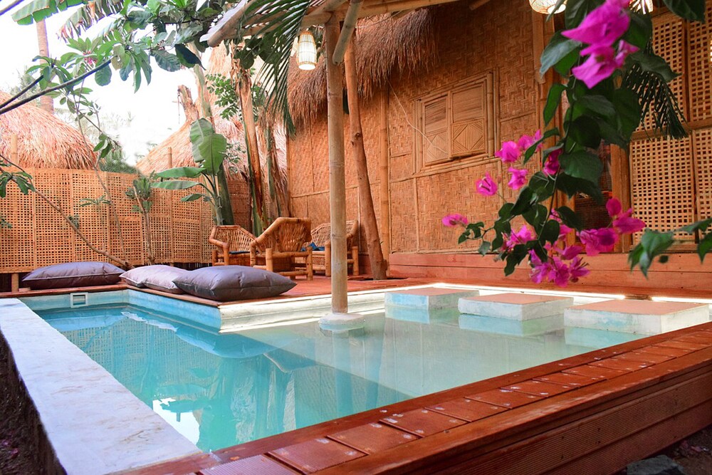 Meno Island Villas