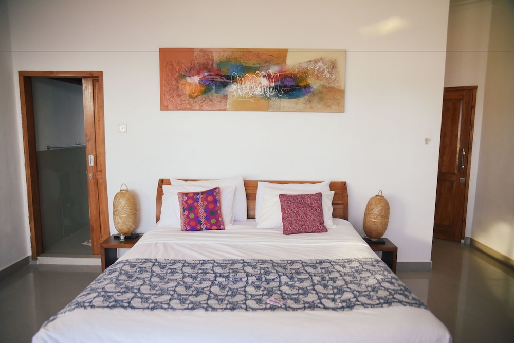 Pesona Beach Resort And Spa
