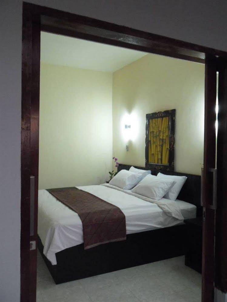 Gondang Beach Hotel