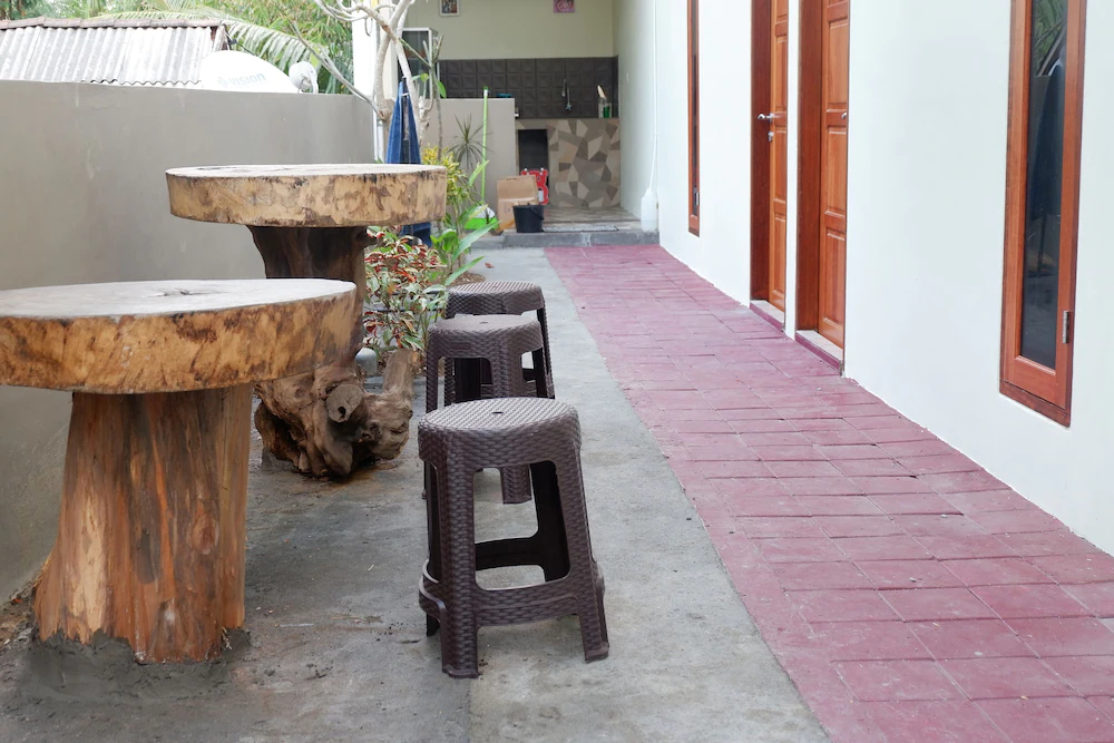 Besopok Hostel