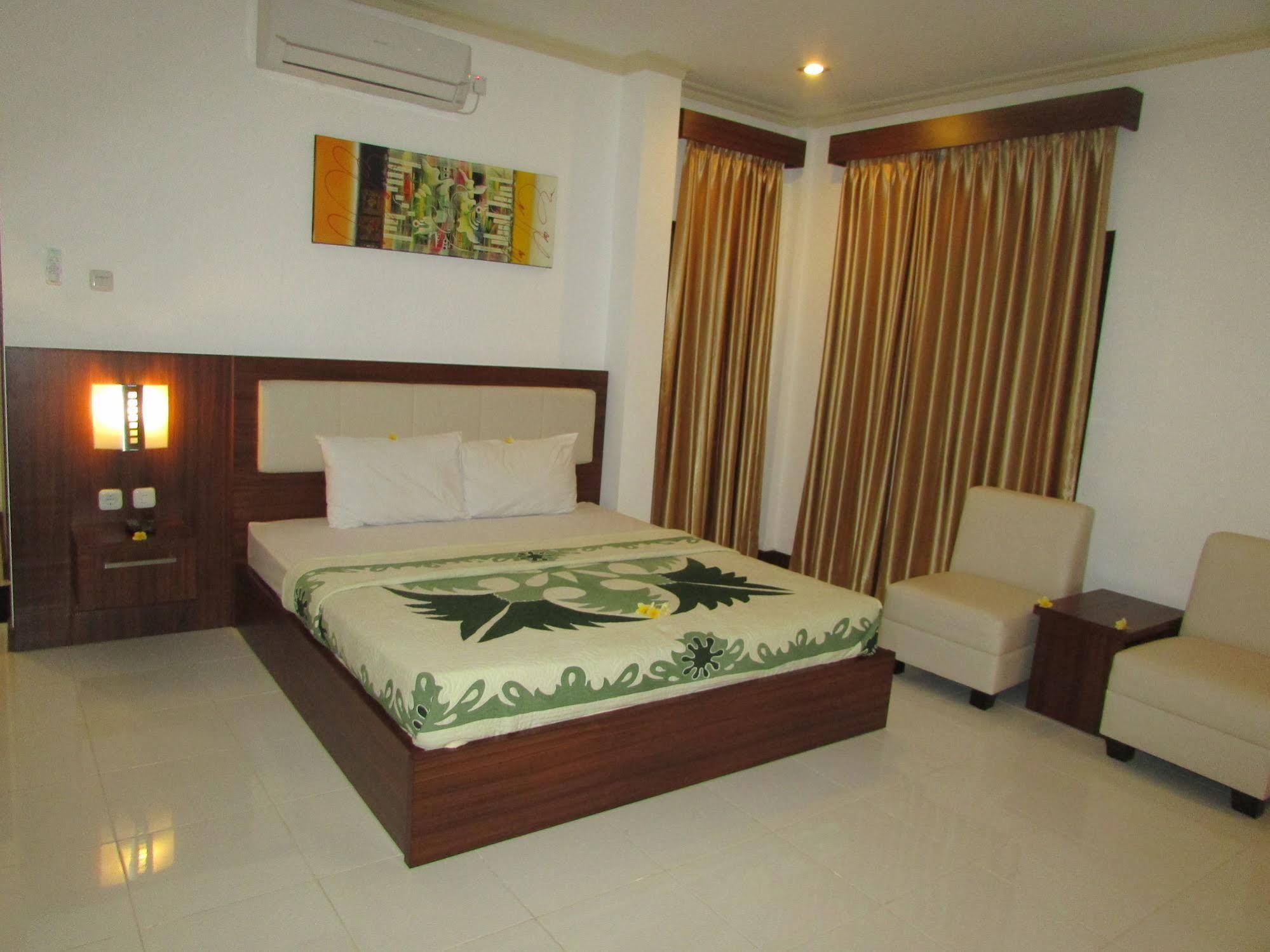 Friends Beach Hotel