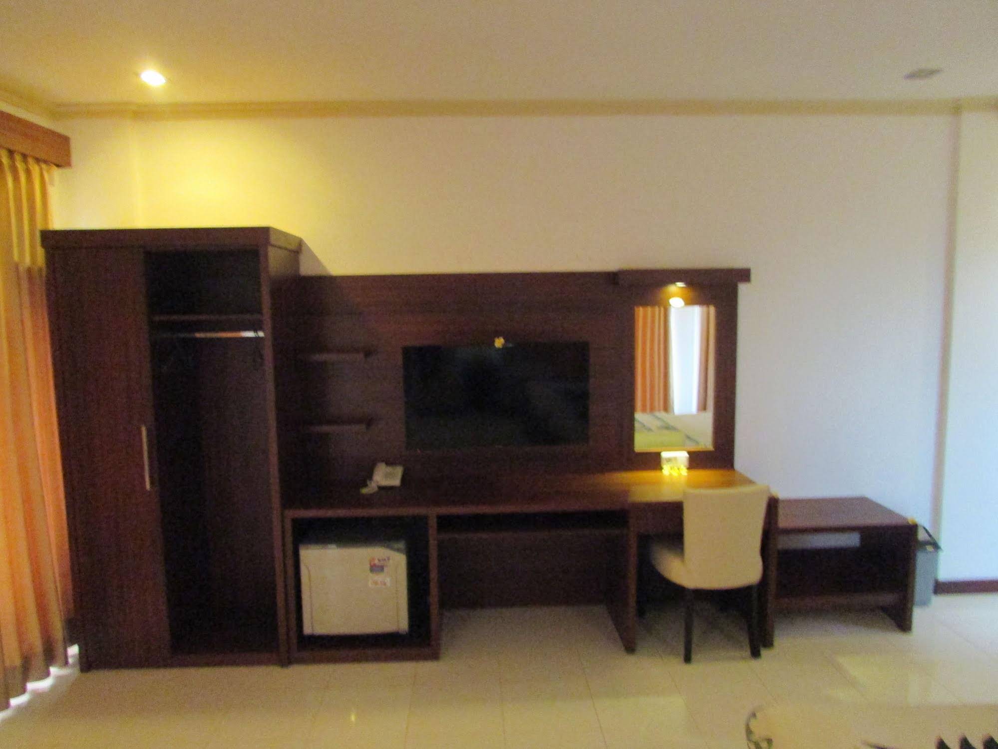 Friends Beach Hotel