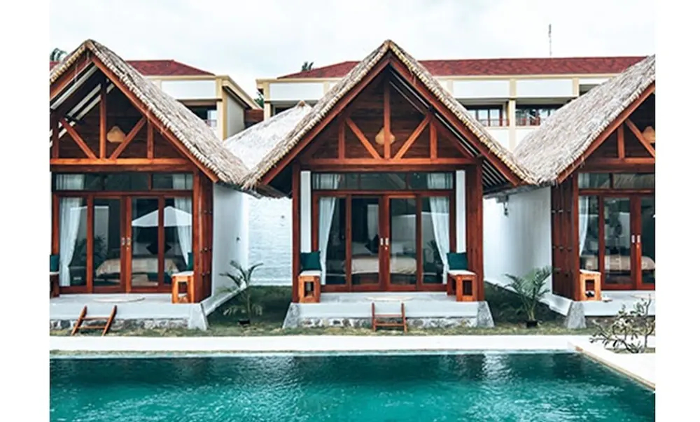 LMBK Surf House