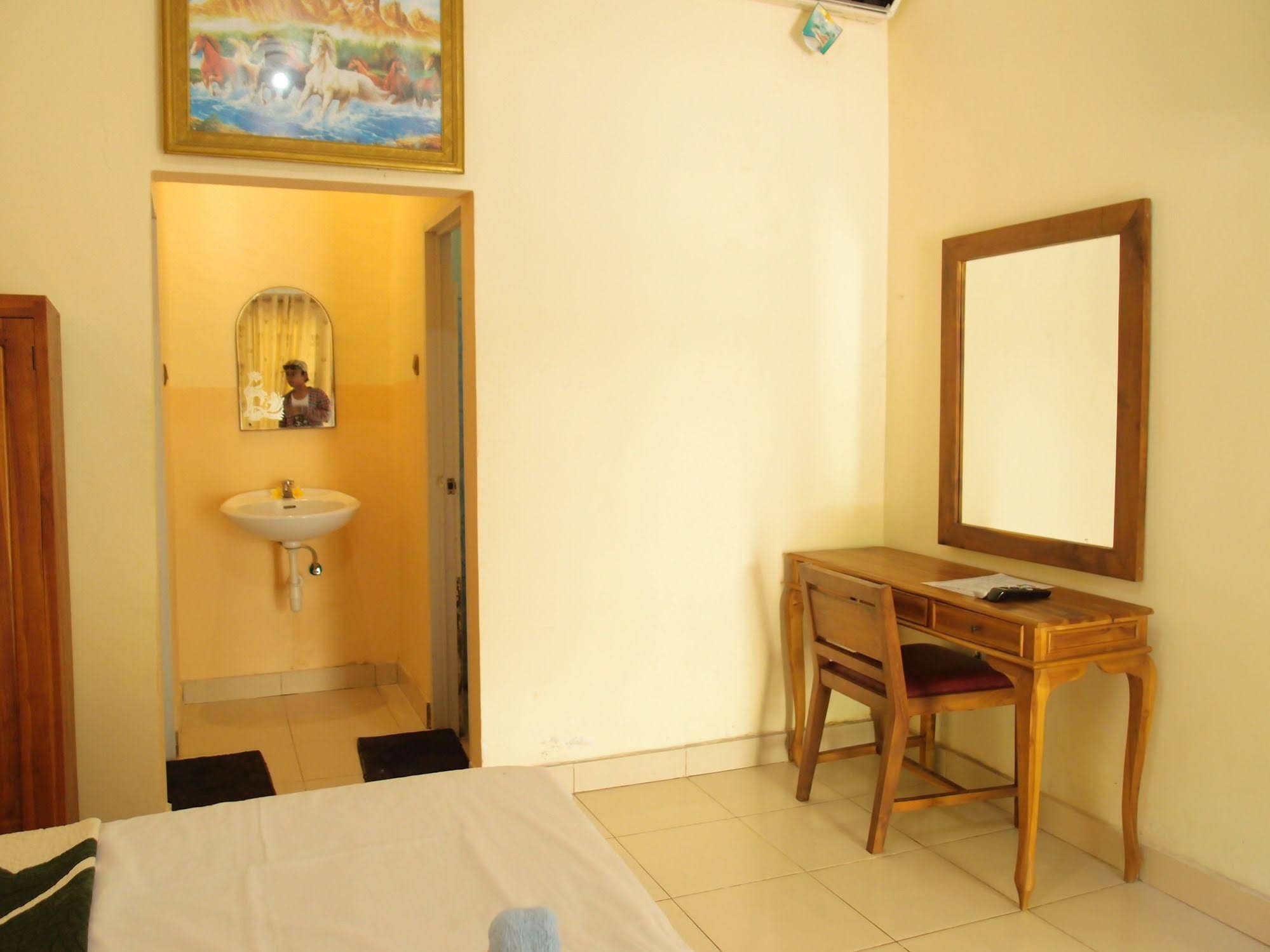 Mira Arsita Hotel Kuta Lombok