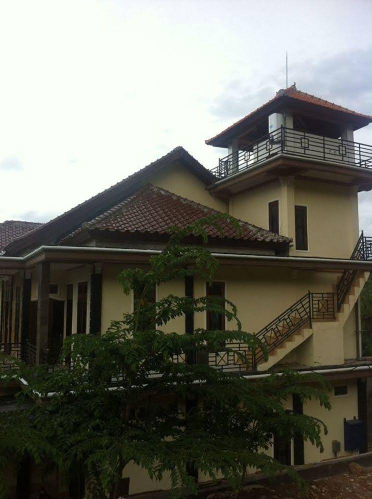 Mira Arsita Hotel Kuta Lombok