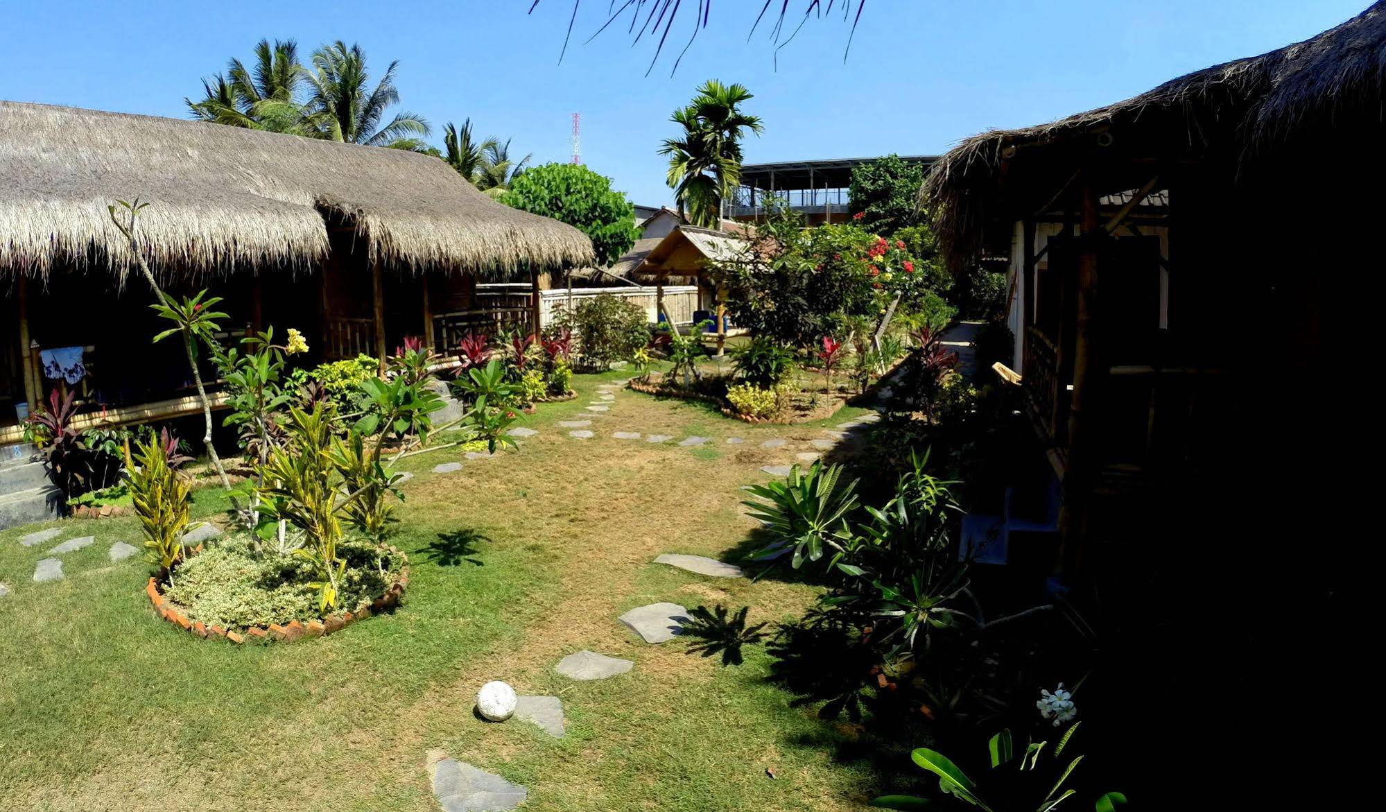 Same Same Bungalows