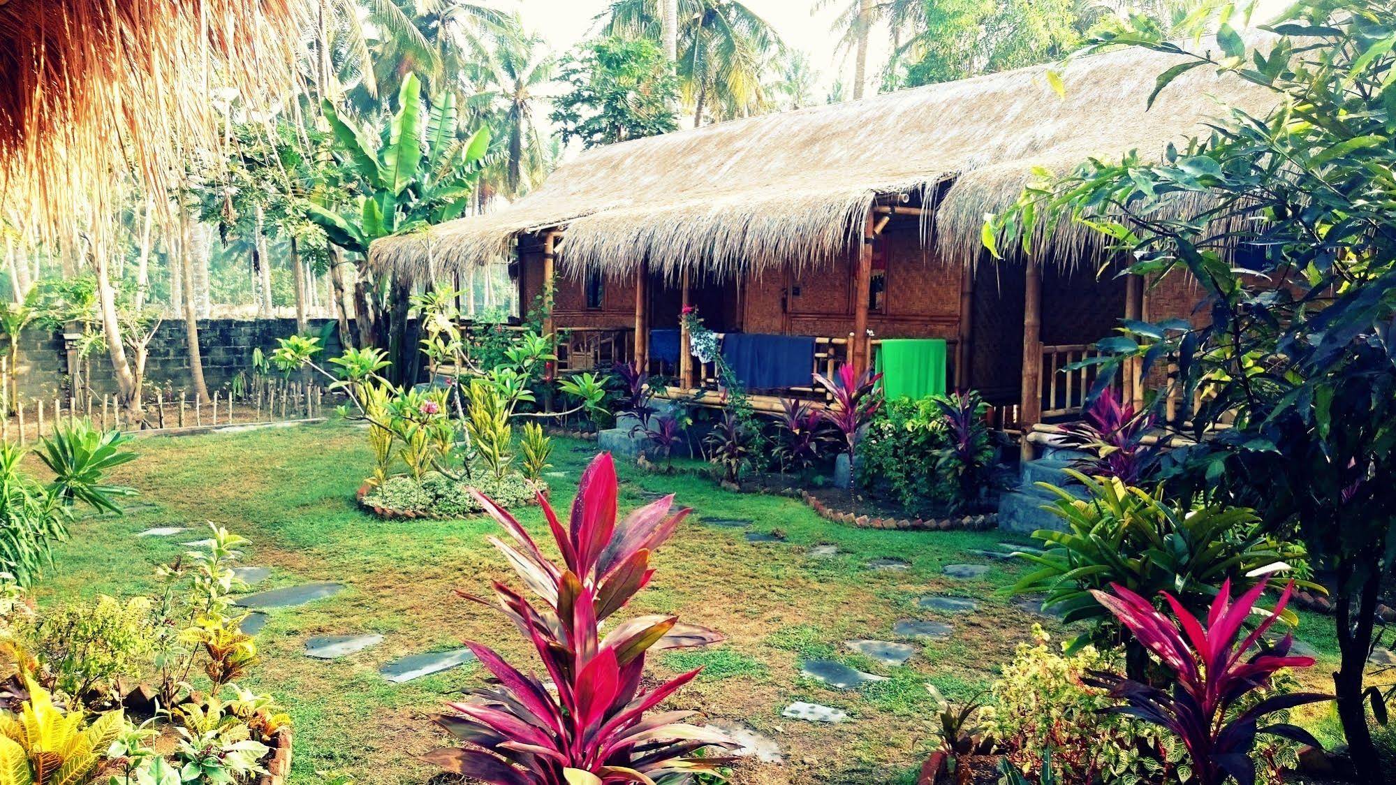 Same Same Bungalows