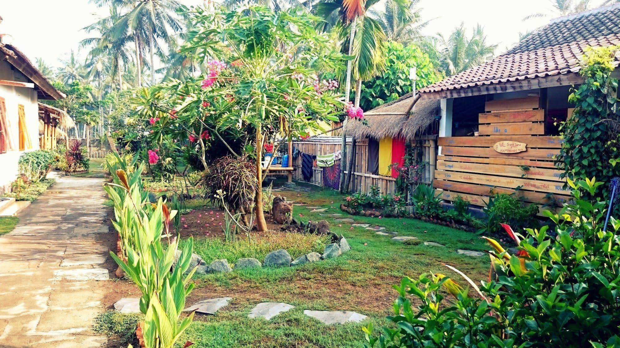Same Same Bungalows