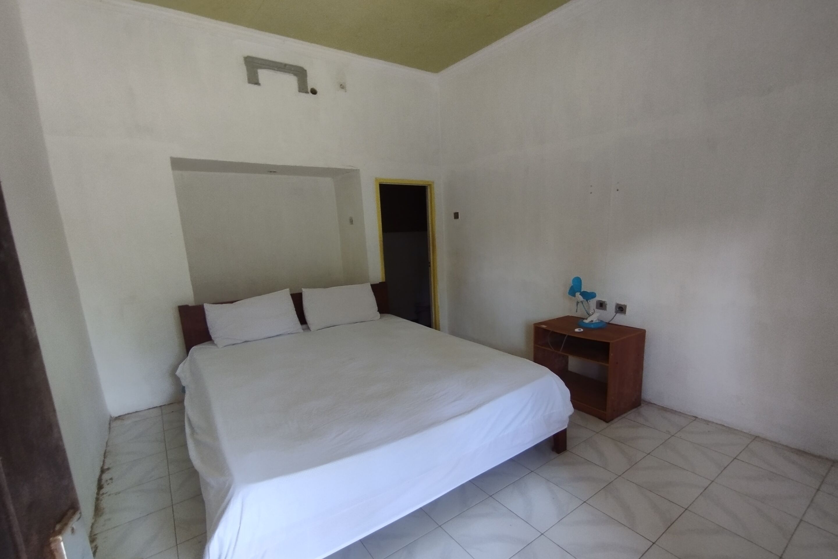 Spot On 93740 Madame Guesthouse