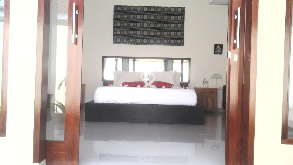 Tom And Jerry Villa