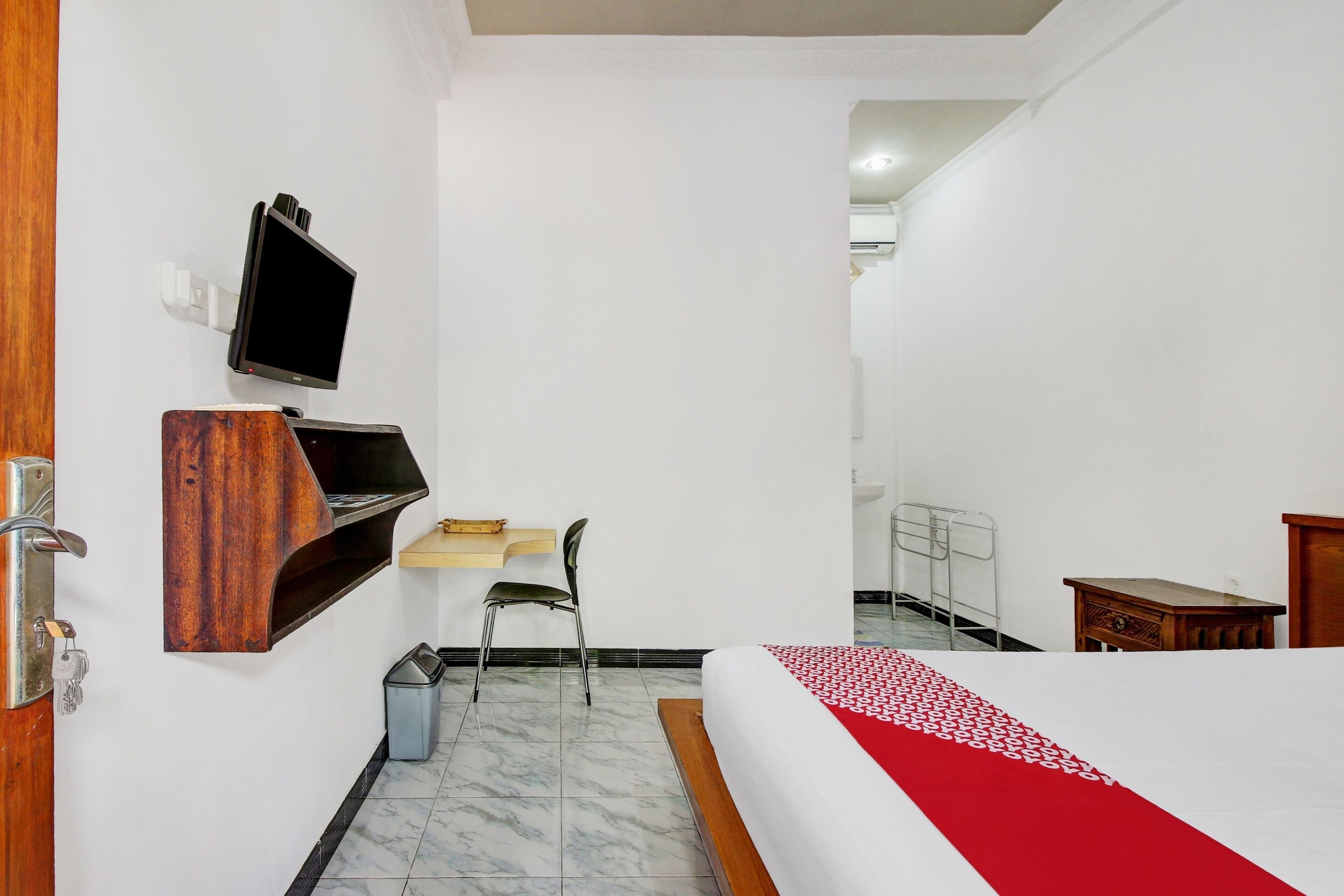 Adhya Guest House by OYO