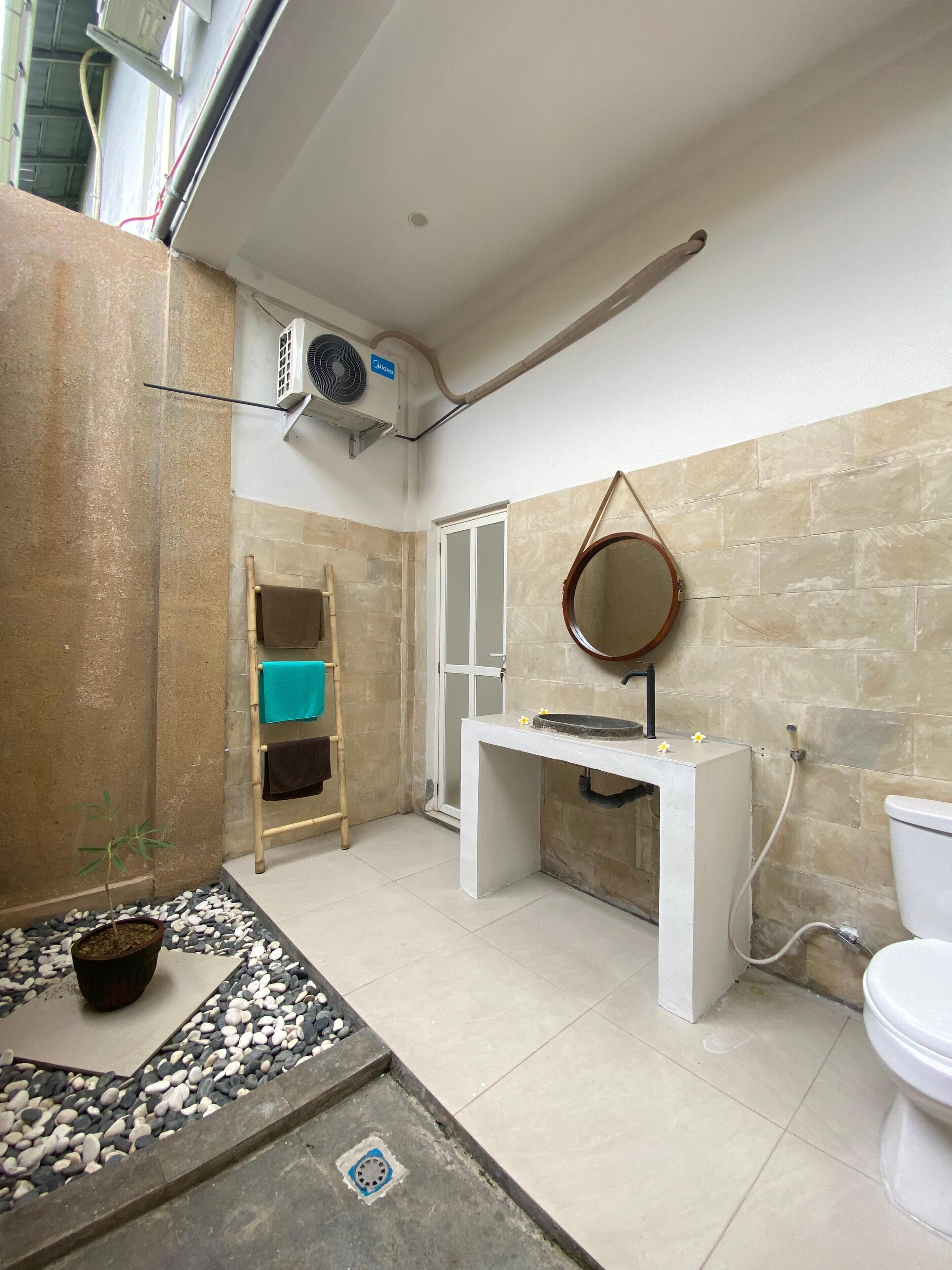 Zavana Rooms