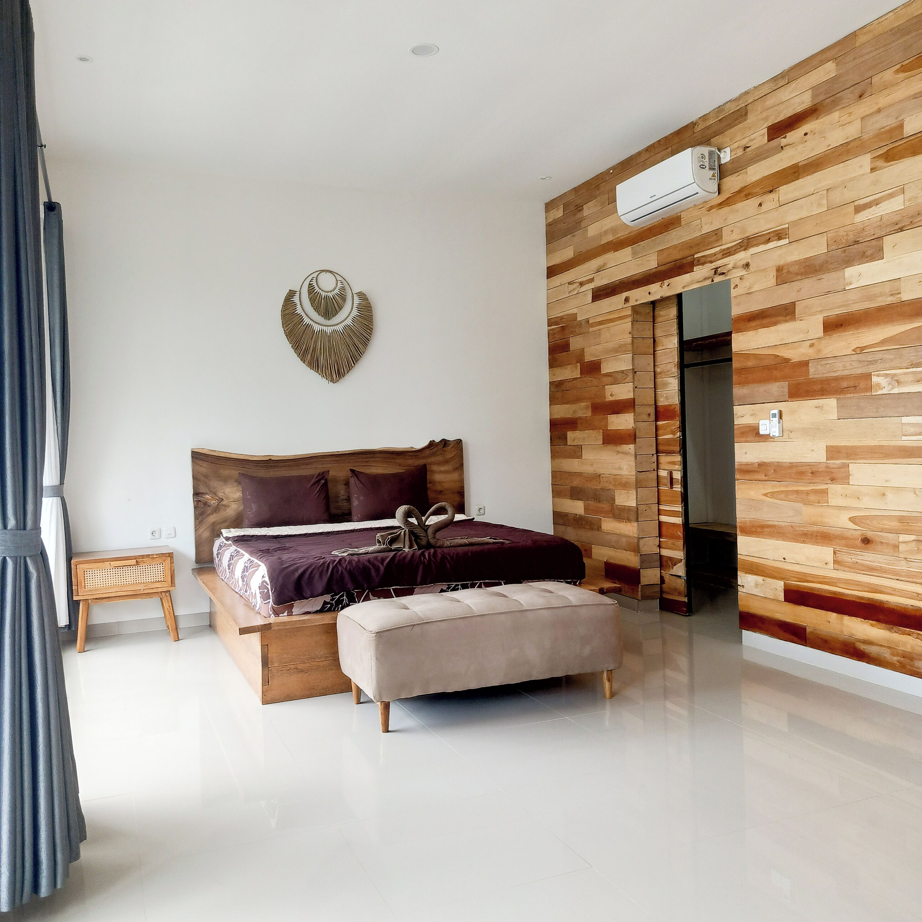 Zavana Rooms