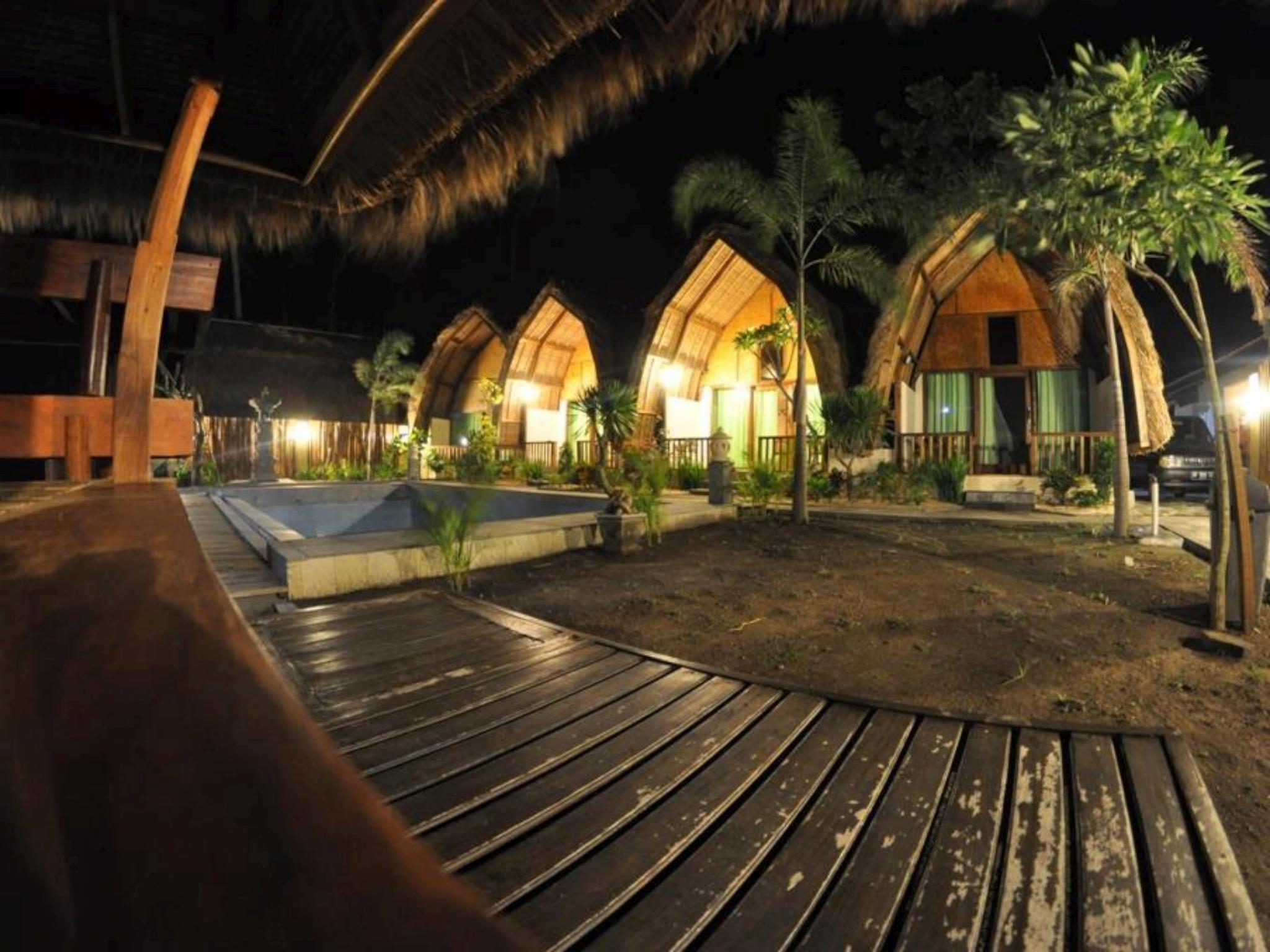 Krisna Bungalows And Restaurant