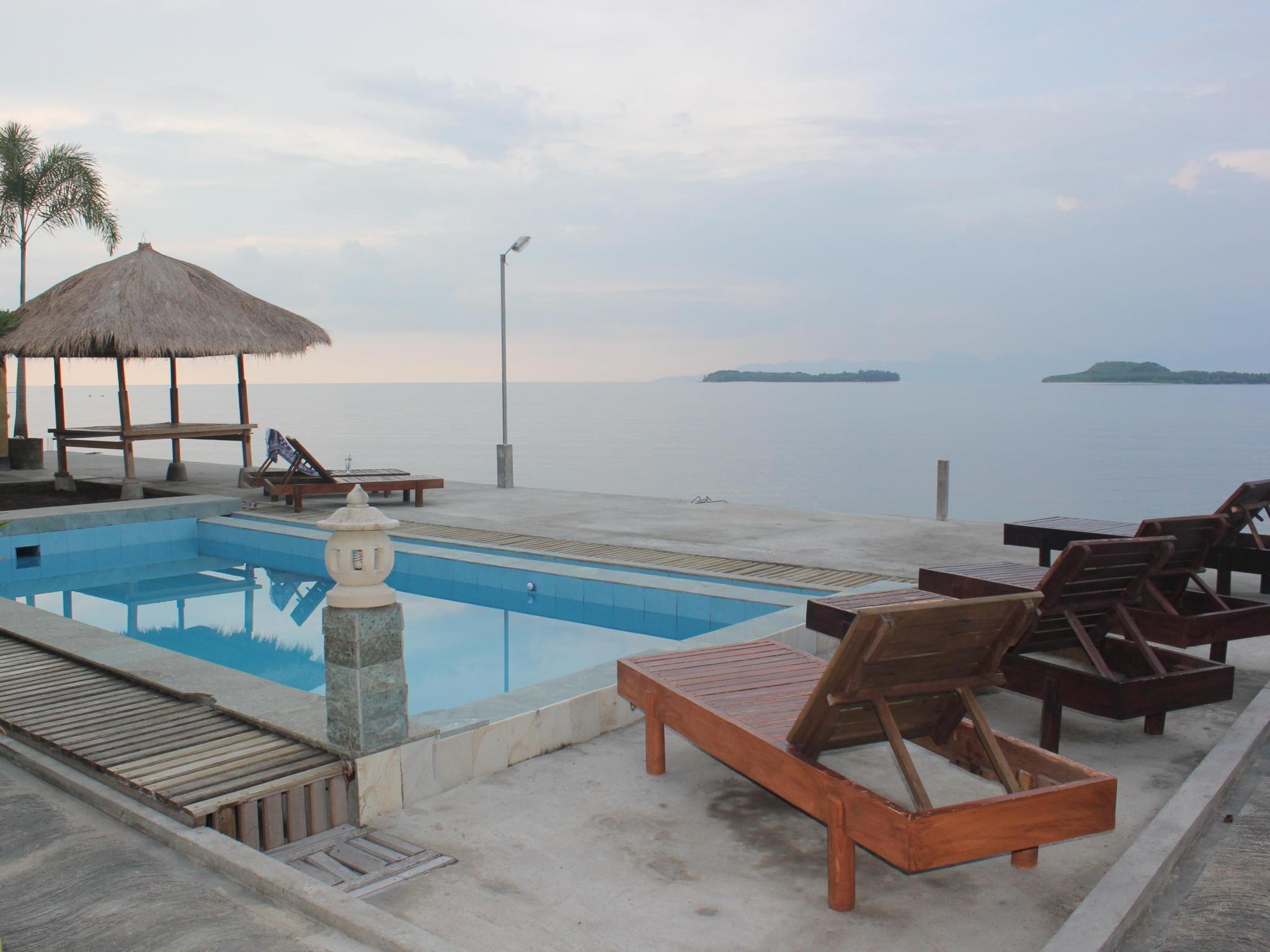 Krisna Bungalows And Restaurant