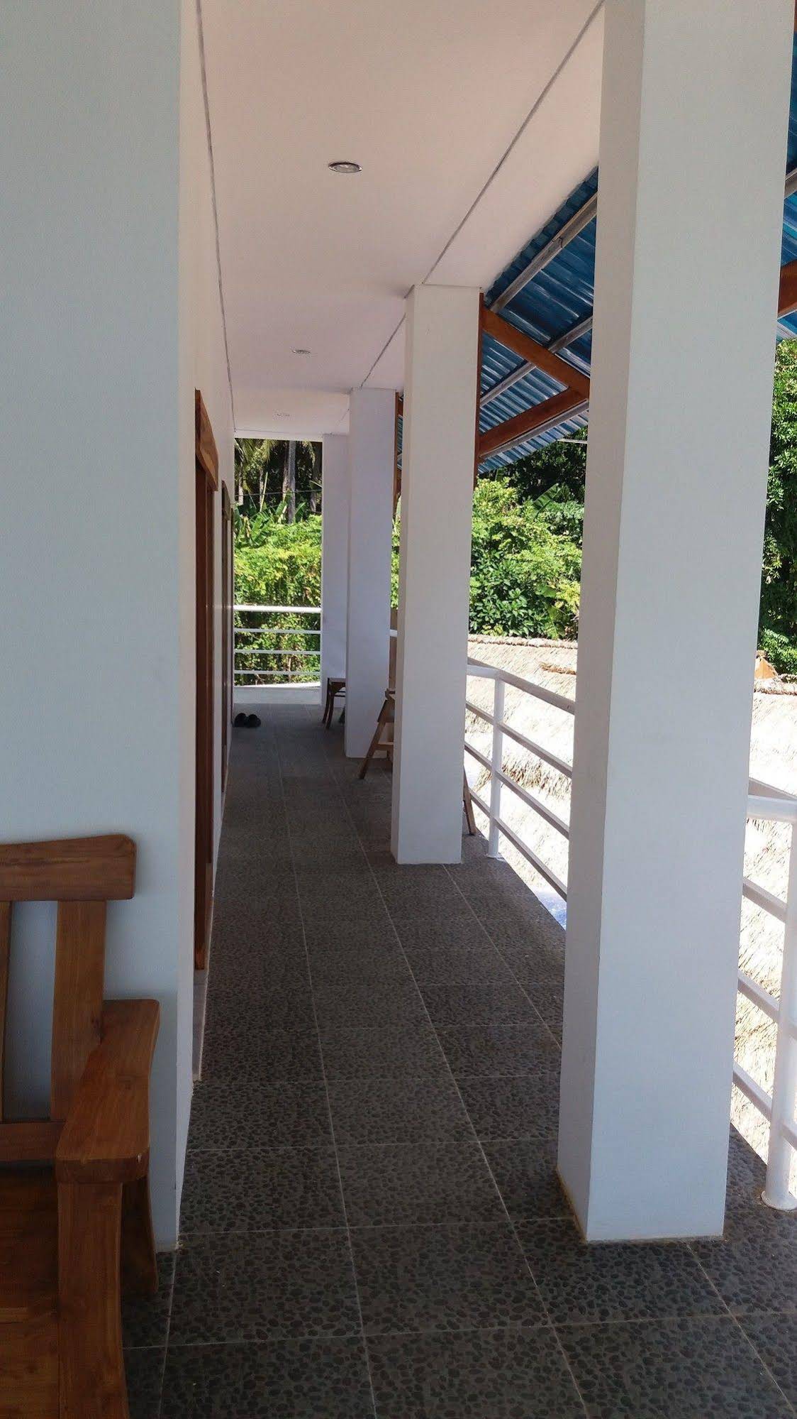The Place Bungalow & Restaurant Sekotong