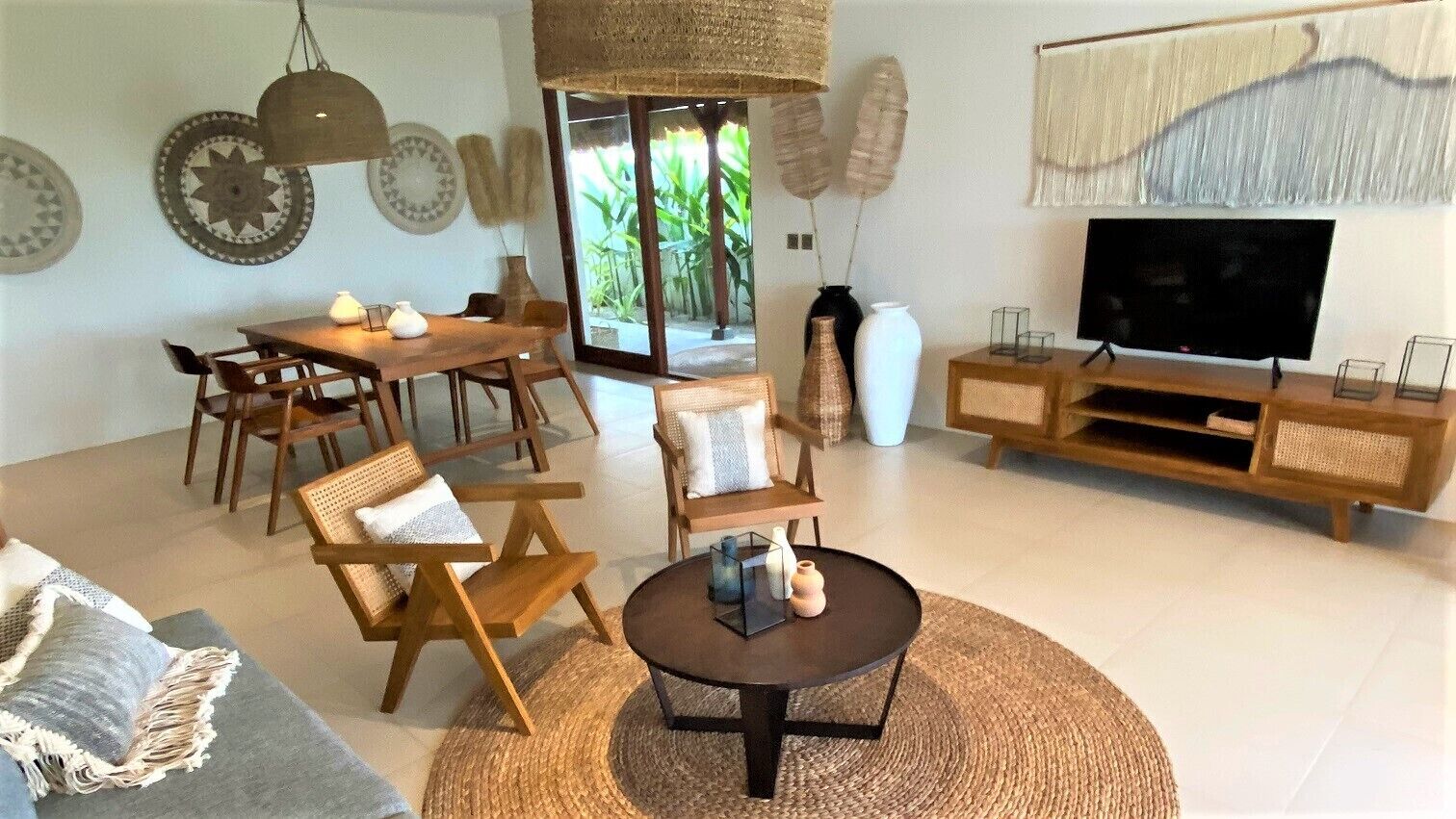 Amber Lombok Beach Resort
