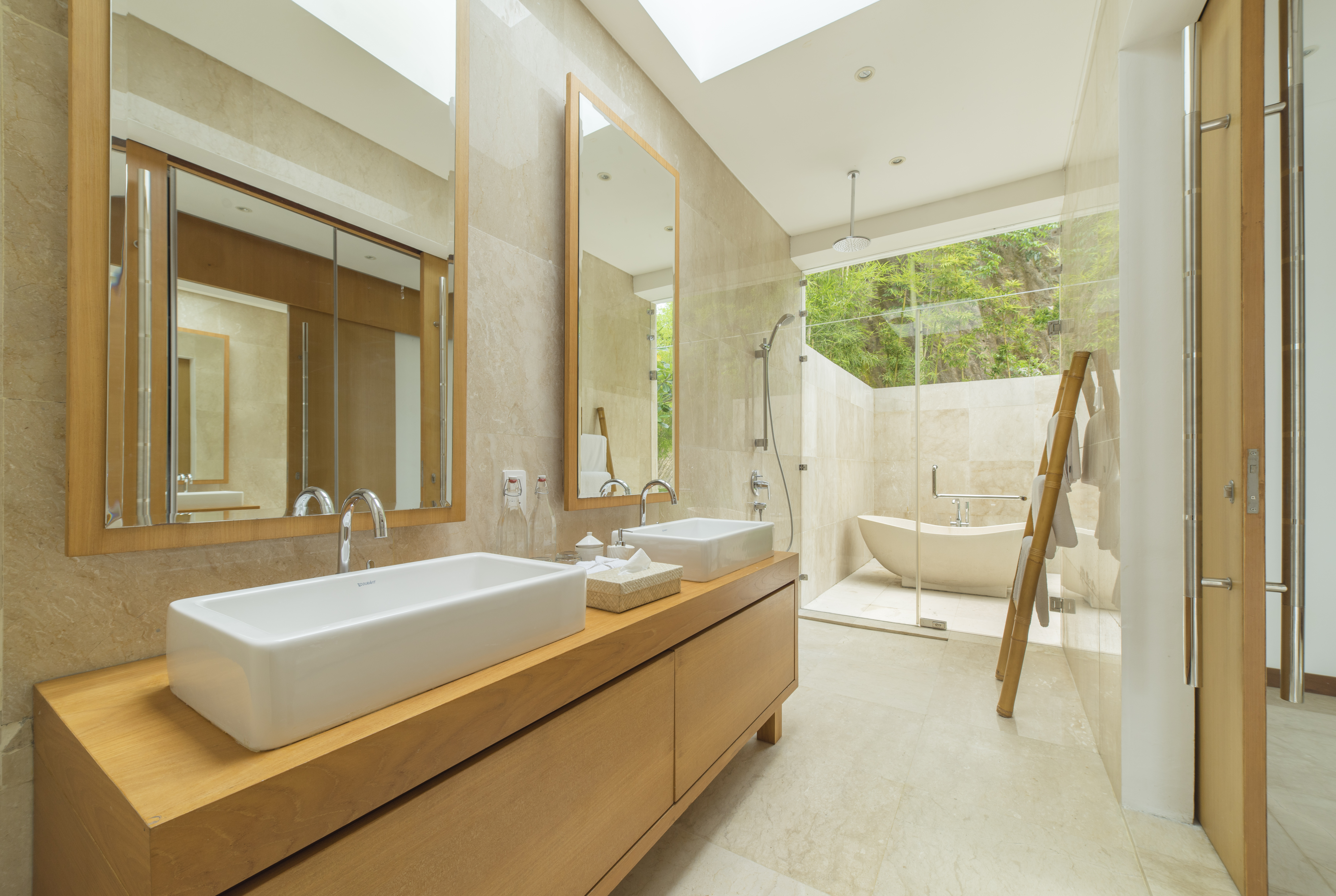 Selong Selo Resort and Residences