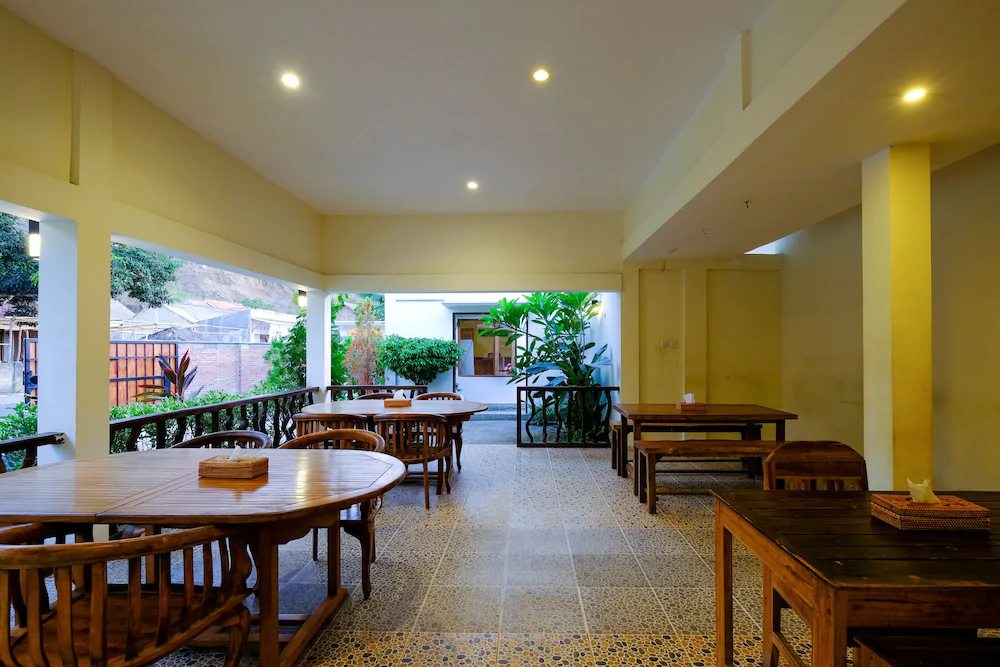 Sengkunyit Bukit Hotel by OYO Rooms