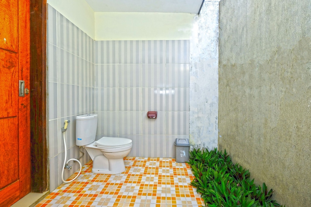 Sengkunyit Bukit Hotel by OYO Rooms