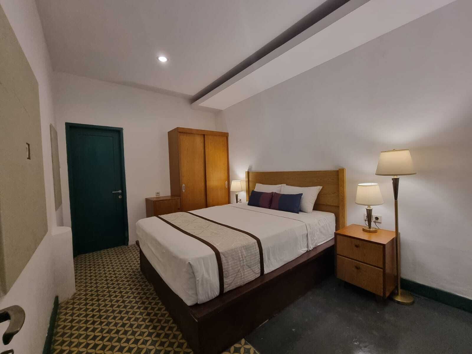 Attara Inn