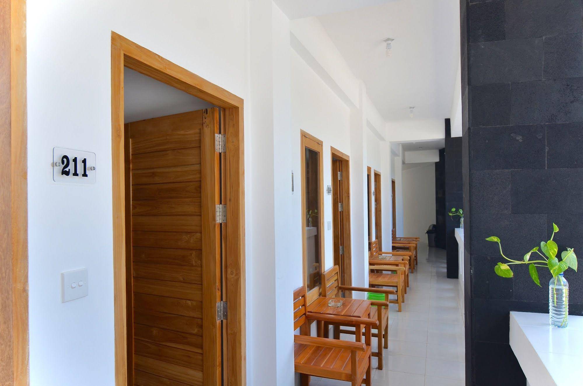 Blue Coral Inn