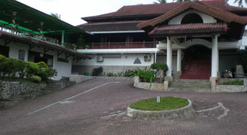 Bukit Senggigi Hotel