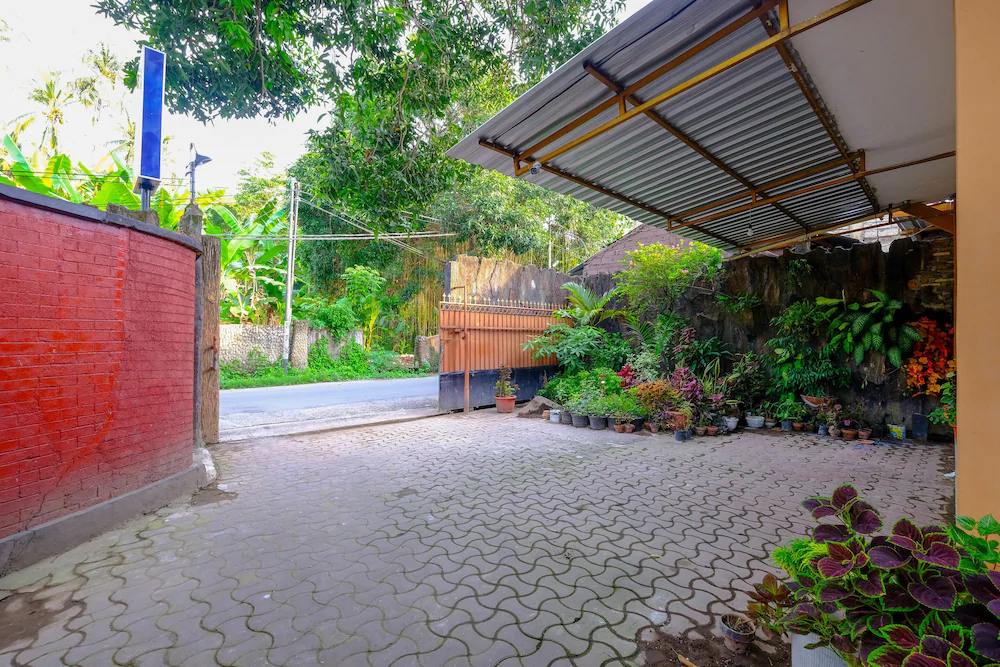 Hotel Elen by OYO Rooms