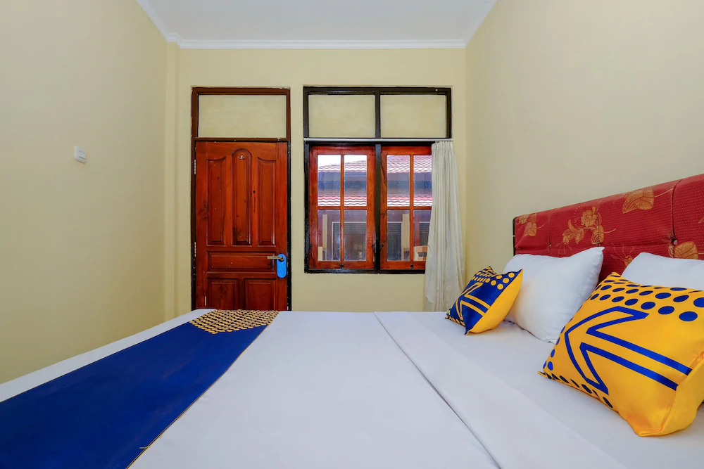 Hotel Elen by OYO Rooms